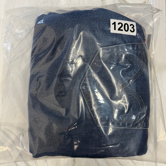 Levi Strauss High Waisted Mom Jean 25 Dark Wash - Picture 9 of 9